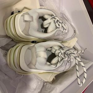 BALENCIAGA TRIPLE S Trainers 3.0 Green Fluo Verde